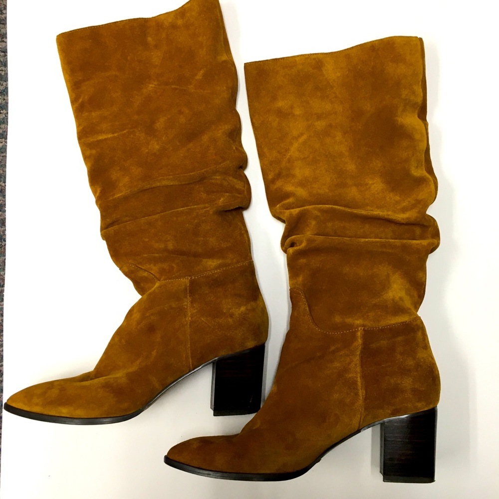 Saks Fifth Avenue Suede Leather Slouchy Tall Boots 7.5 Tan Brown Boho 70’s Vibe